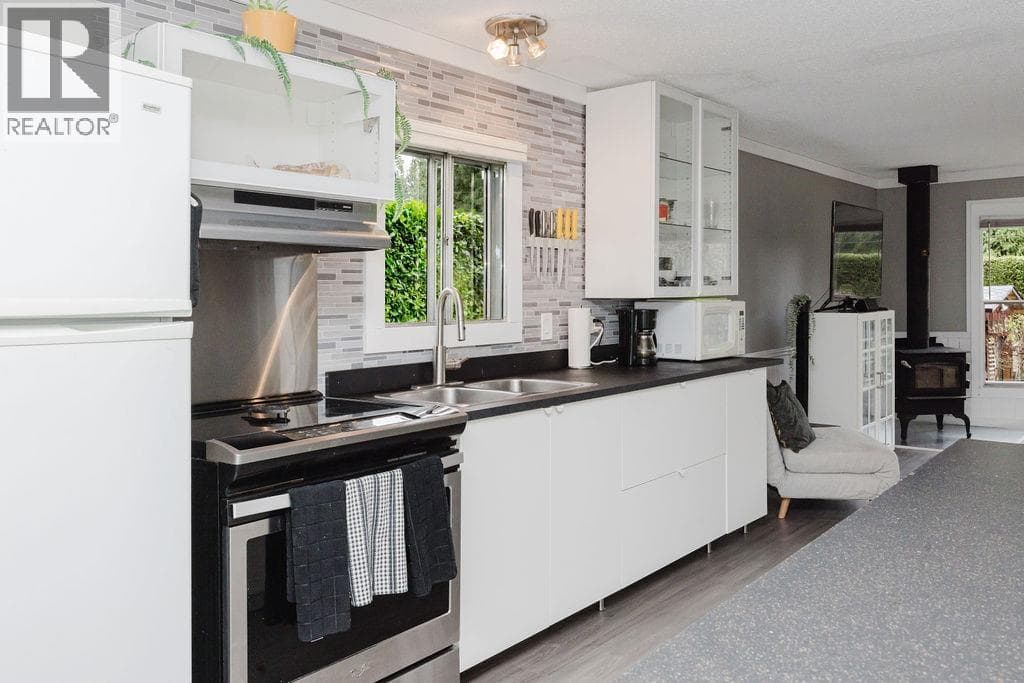 3366 RICHARDS ROAD, Greater Vancouver — photo 5
