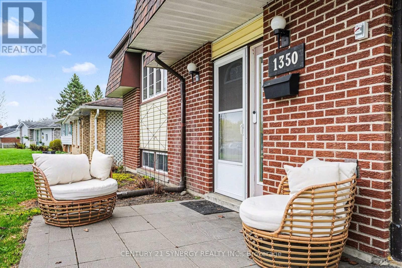 1350 LINDEN CRESCENT, Ottawa — photo 3