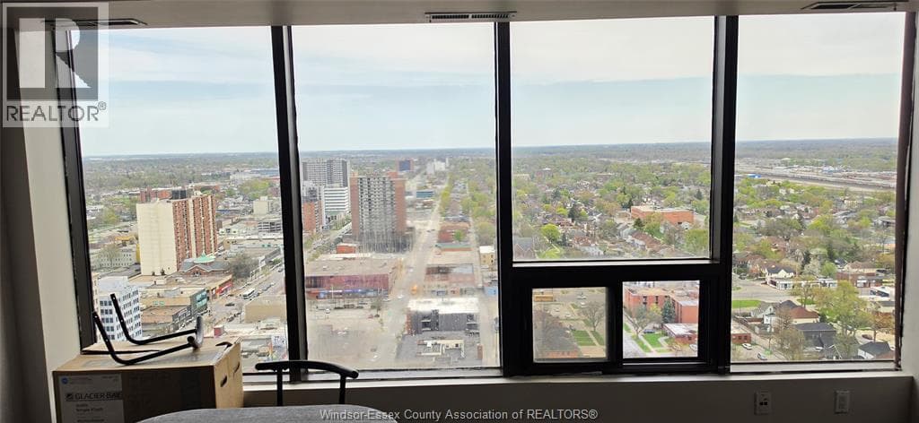 150 PARK Unit# 3005, Windsor — photo 4