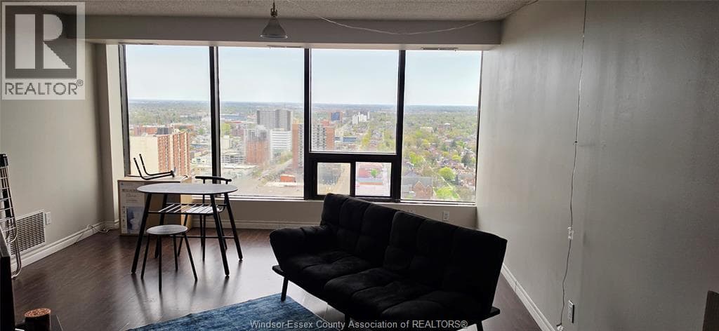 150 PARK Unit# 3005, Windsor — photo 5