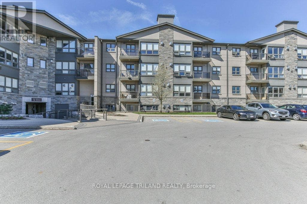 104 - 5 JACKSWAY CRESCENT, London and St. Thomas — photo 2