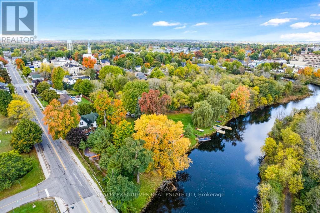 21 CRAIG STREET, Rideau St.Lawrence — photo 5