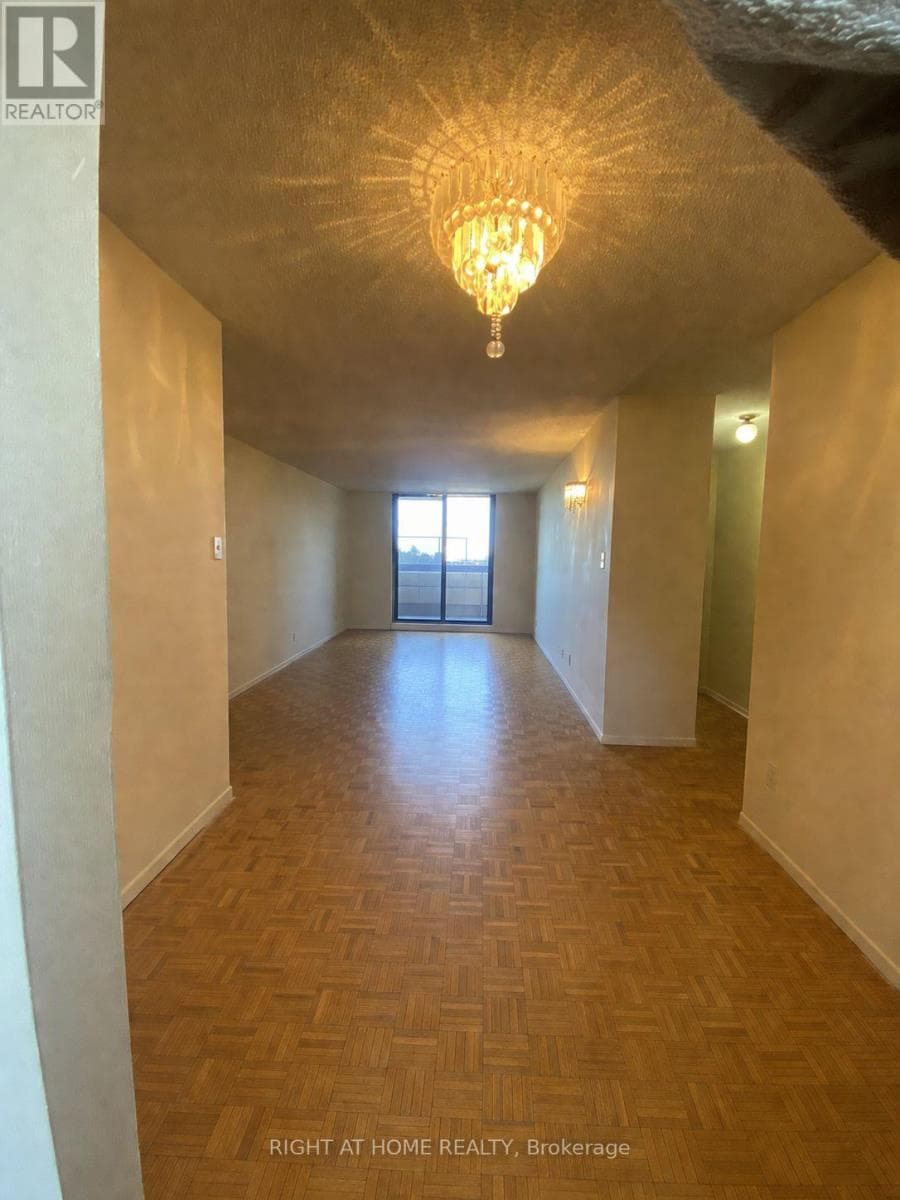 811 - 4673 JANE STREET, Toronto — photo 3