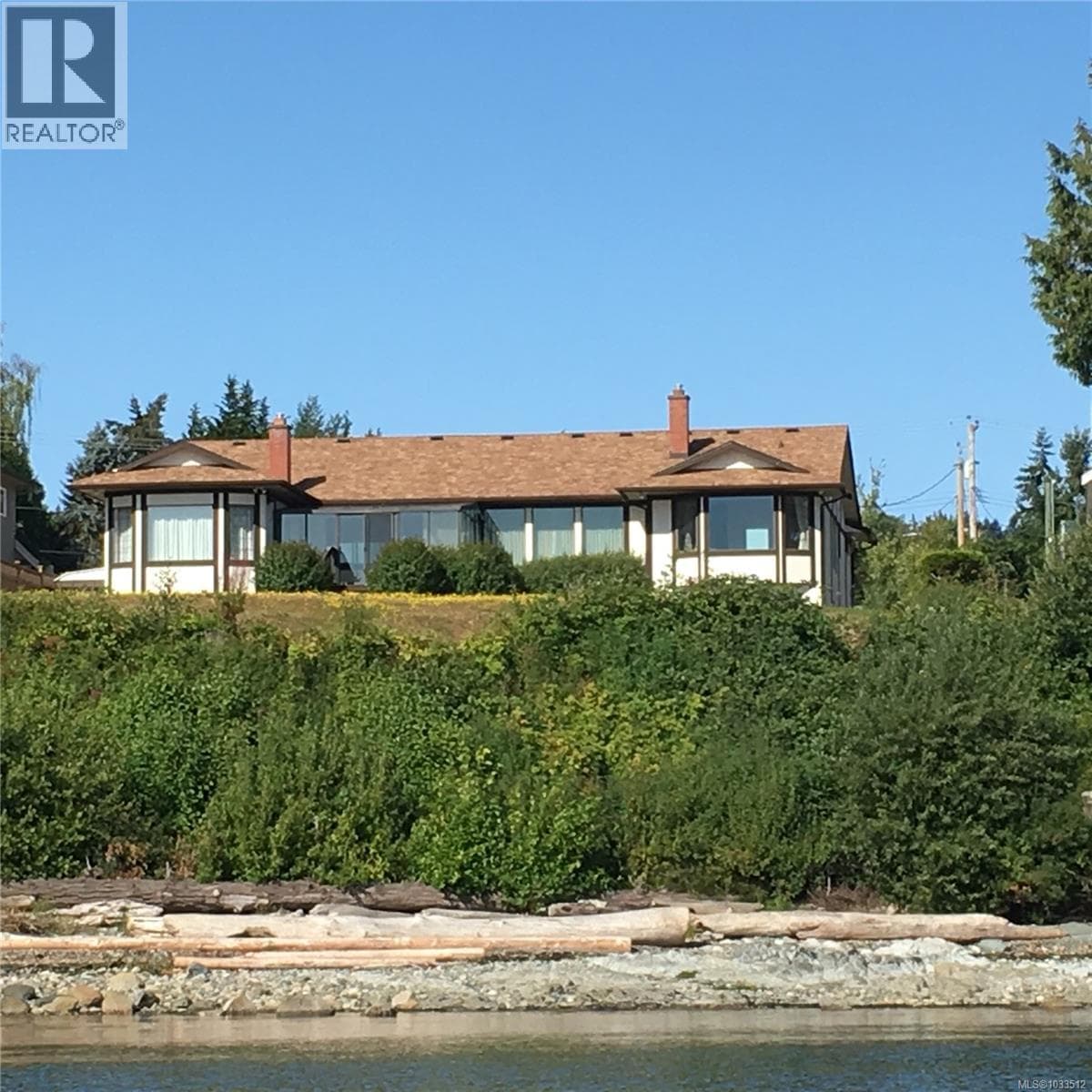 8877 Lochside Dr, Victoria — photo 5