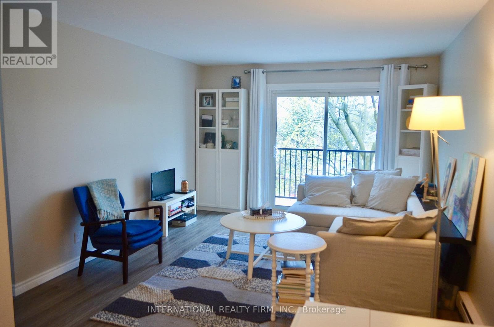 407 - 25 COLLEGE STREET E, Toronto — photo 4