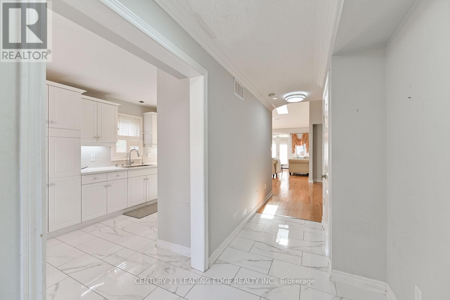 52 BELLA VISTA TRAIL, Toronto — photo 5