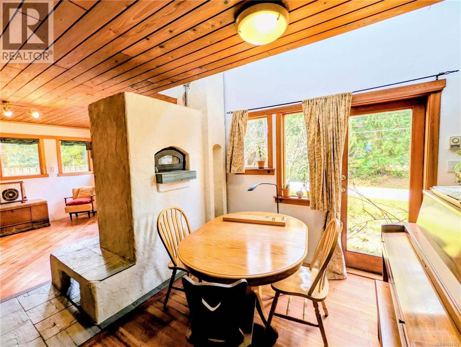 948 HARRISON WAY, Vancouver Island — photo 4