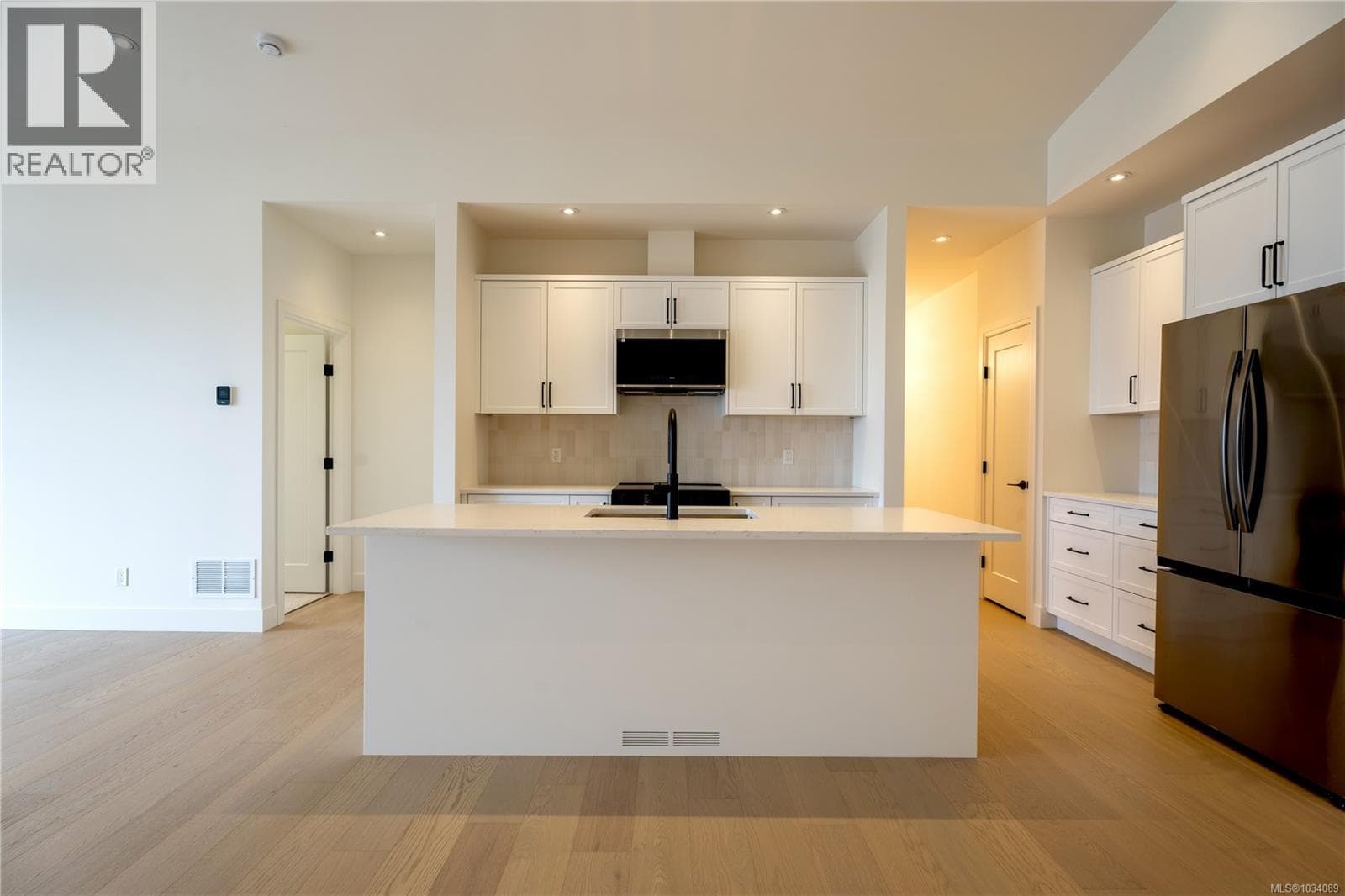 115 3116 Woodrush Dr, Vancouver Island — photo 4