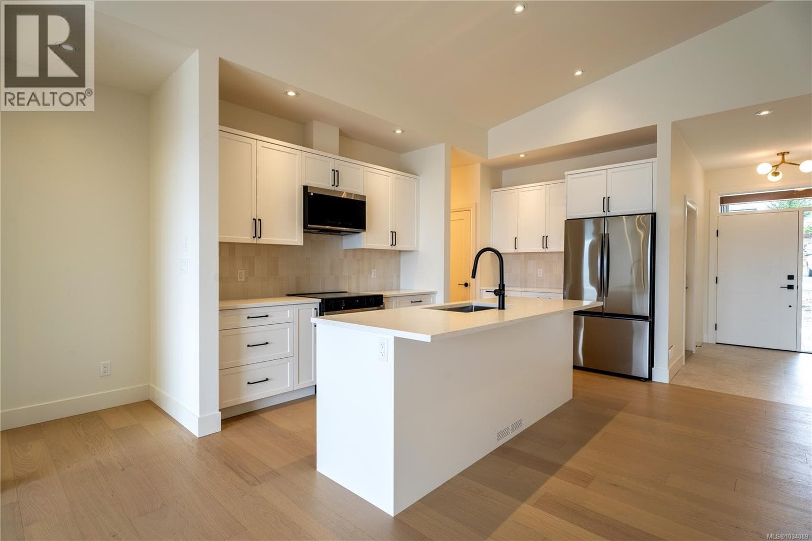 115 3116 Woodrush Dr, Vancouver Island — photo 5
