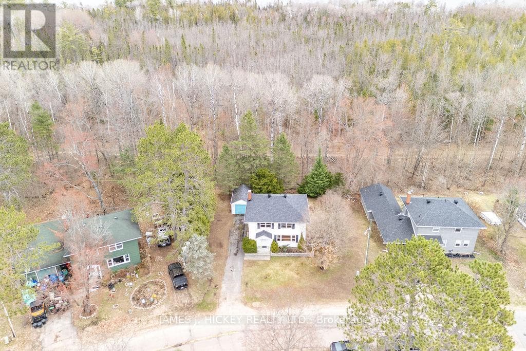 30 LAURIER AVENUE, Renfrew County — photo 5