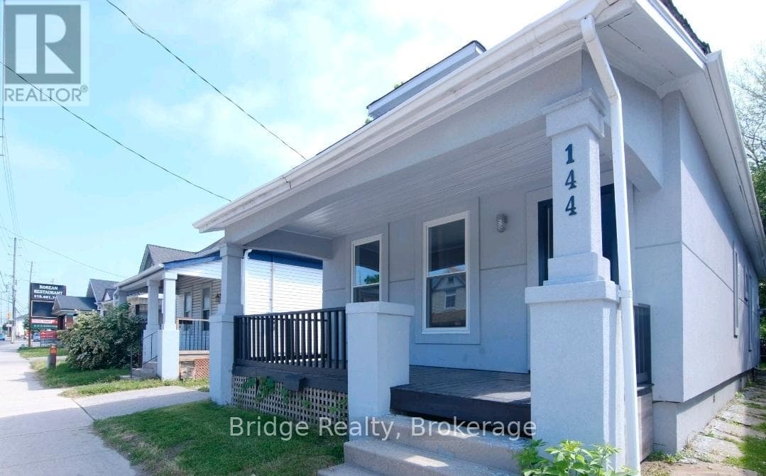 144 ADELAIDE STREET NORTH in 