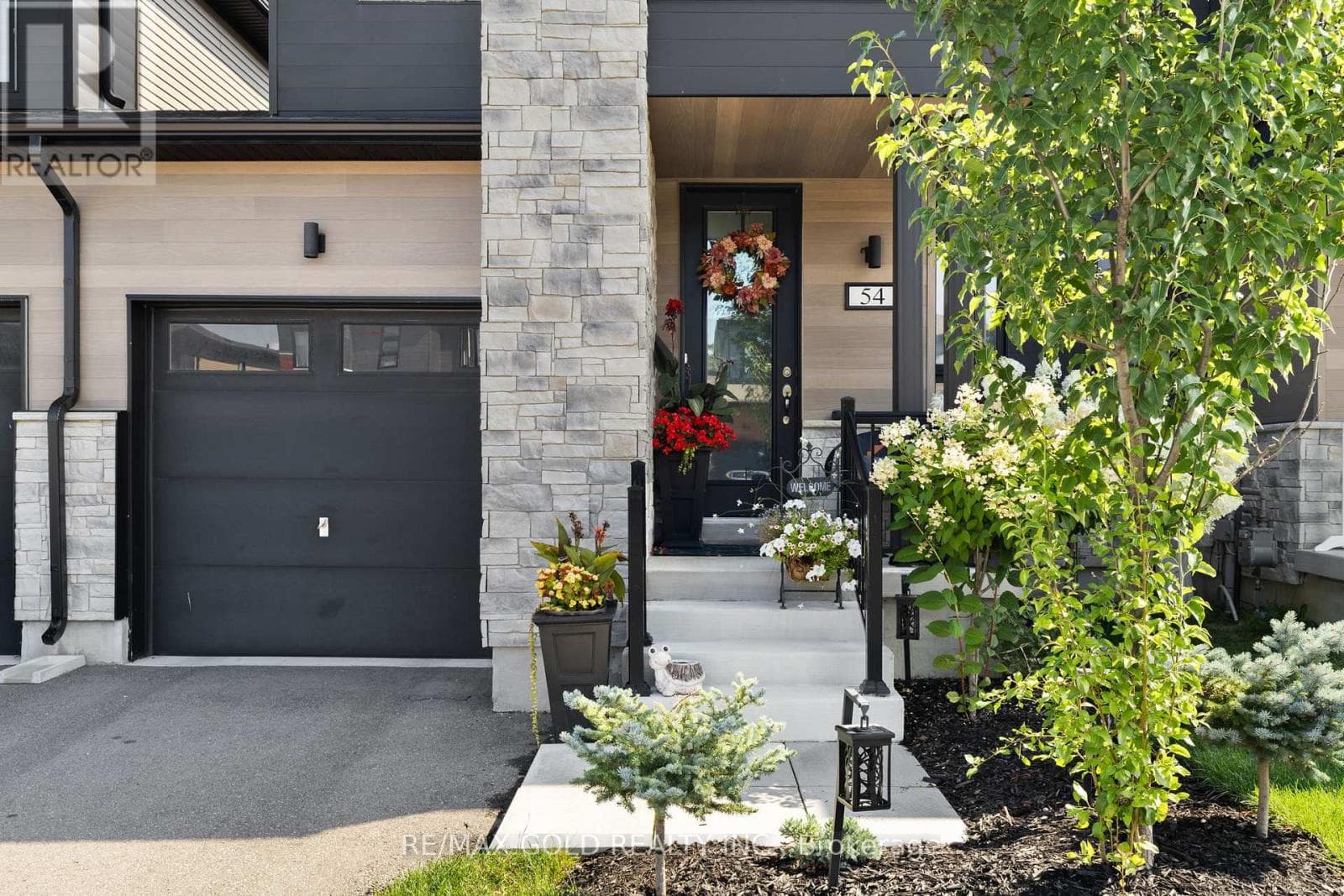 54 EBERHARDT DRIVE, Toronto — photo 5