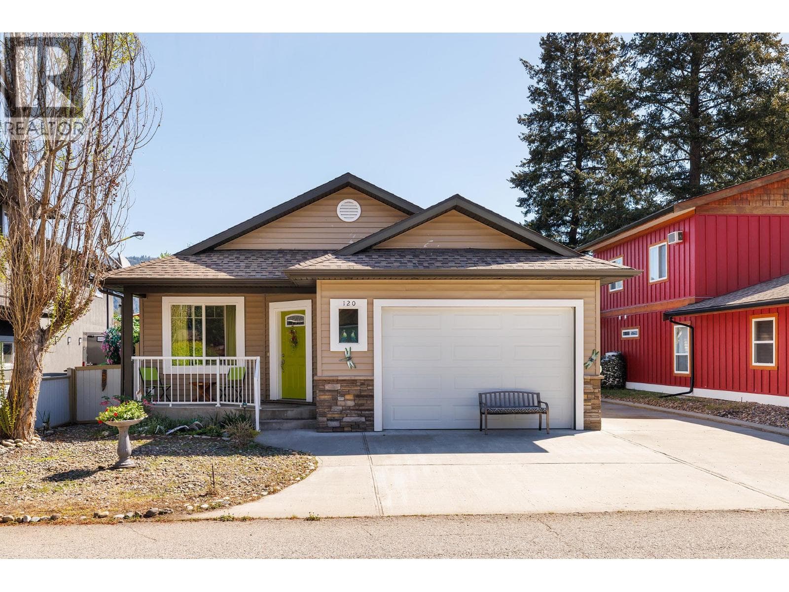 120 Deer Street in 
