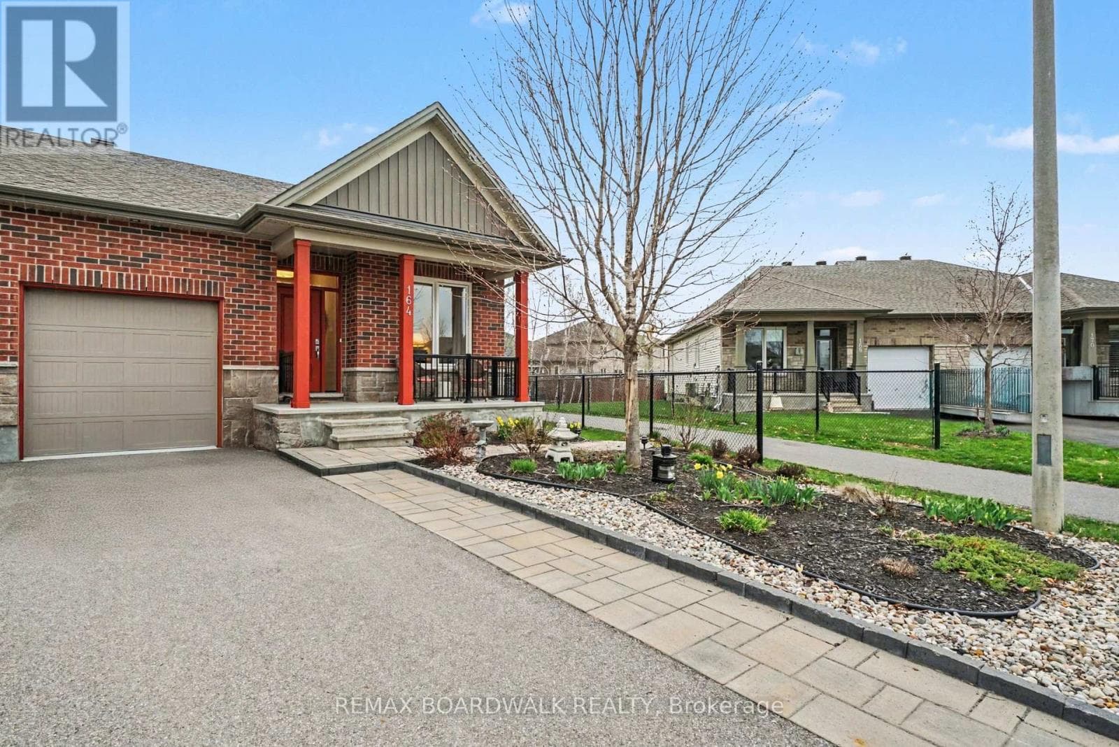 164 BOXCAR CRESCENT, Ottawa — photo 3