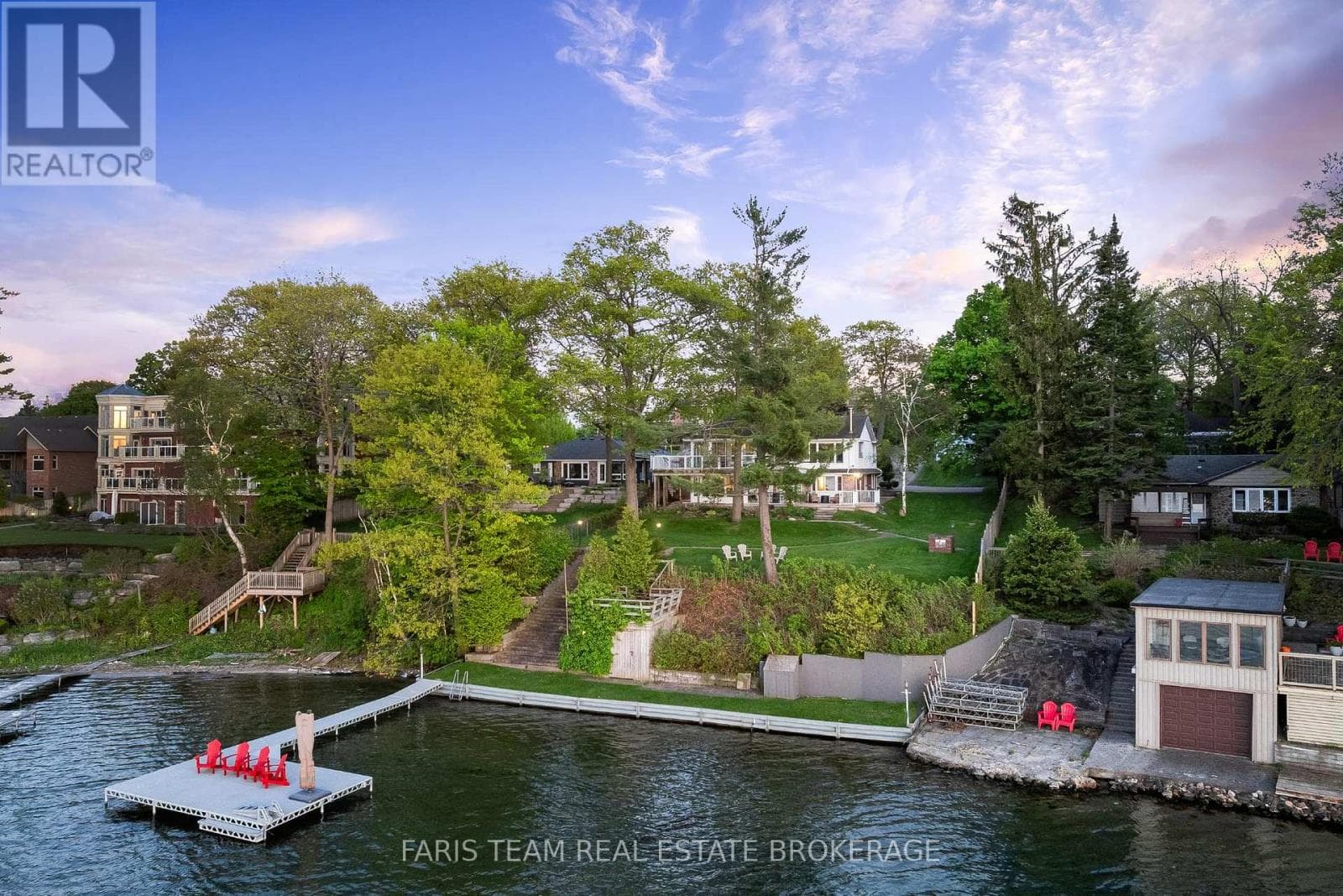 10 WHITE OAKS ROAD, Toronto — photo 2