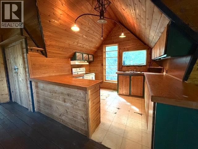 3178 POWELL ROAD ROAD, Interior REALTORS® — photo 4