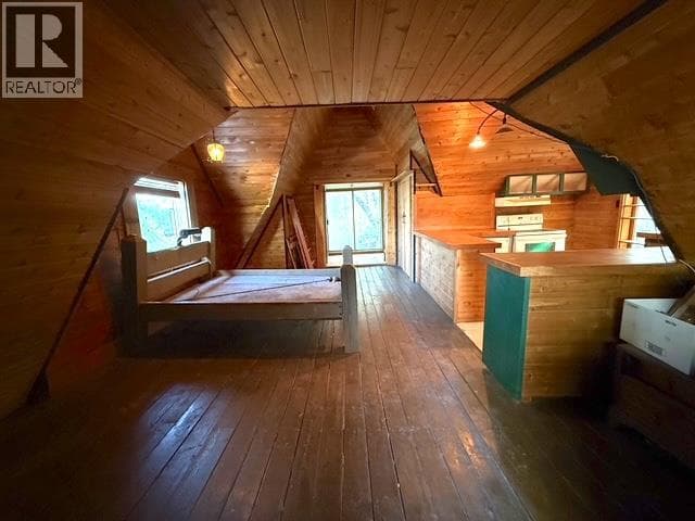 3178 POWELL ROAD ROAD, Interior REALTORS® — photo 5
