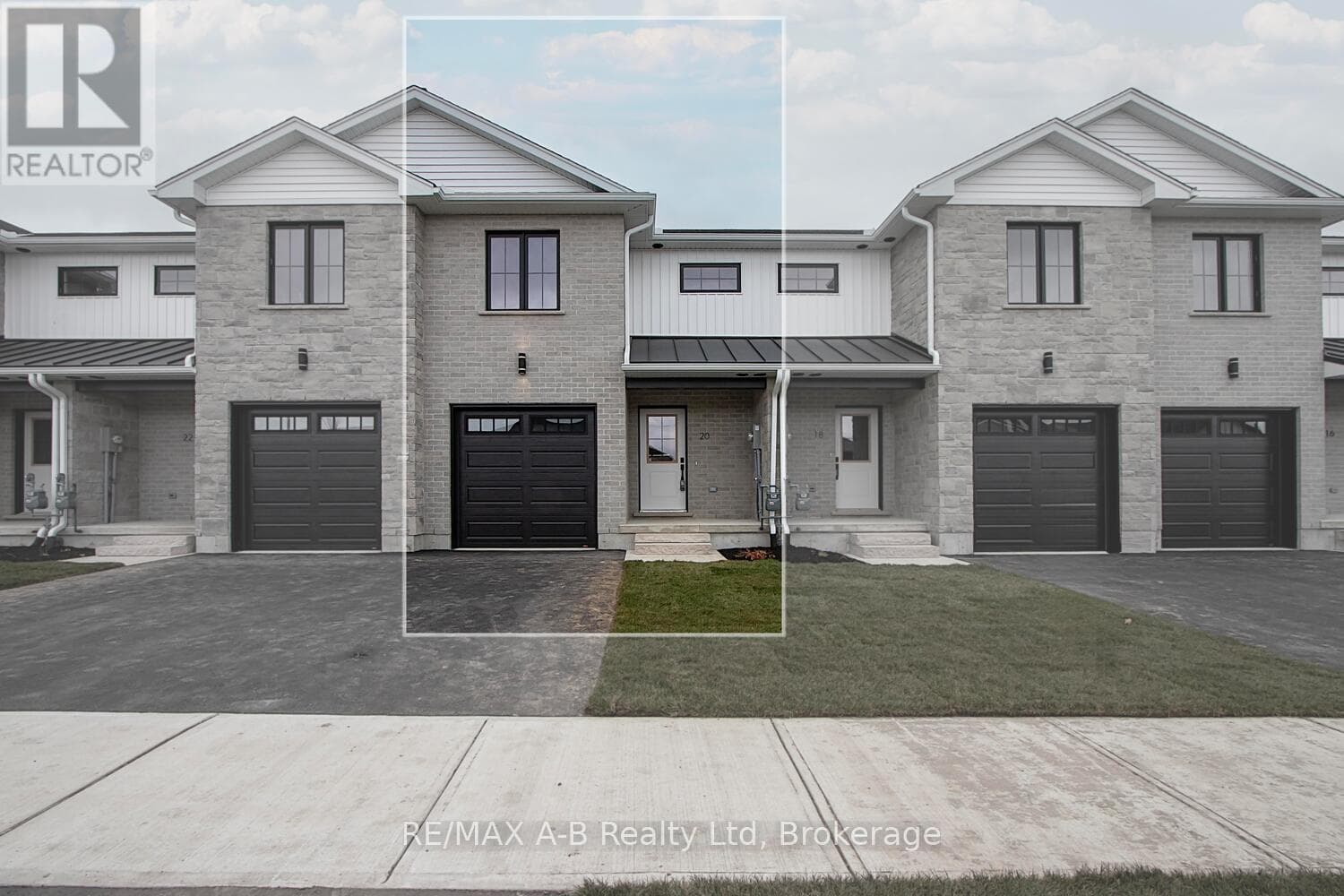 30 LINDA DRIVE, OnePoint — photo 2