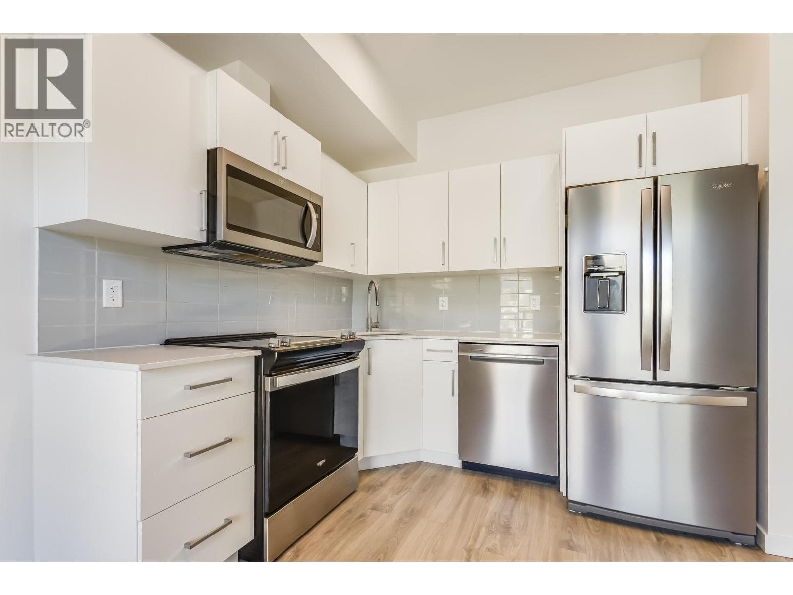2345 Butt Road Unit# 513, Interior REALTORS® — photo 2