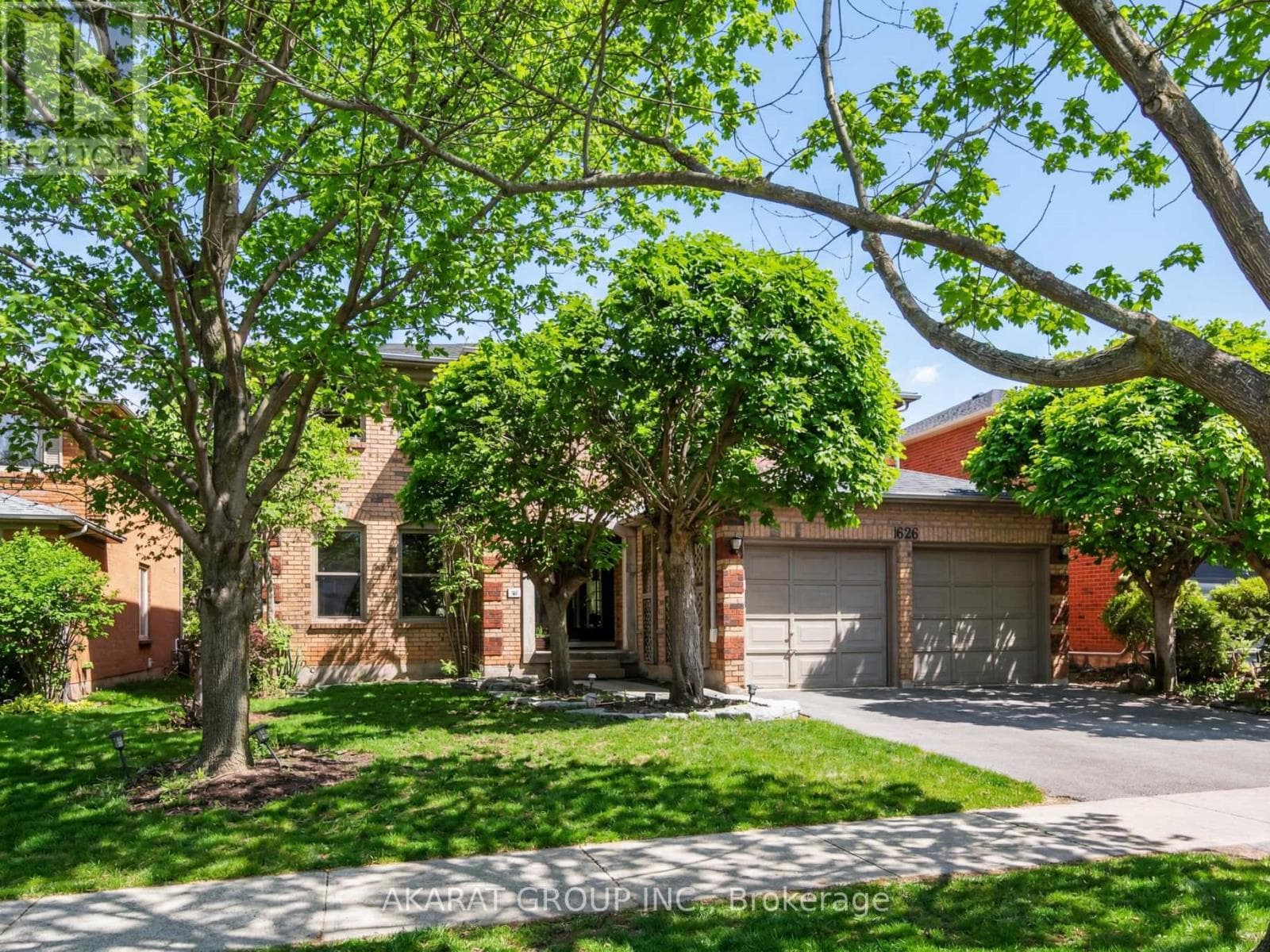 1626 HERITAGE WAY, Toronto — photo 2
