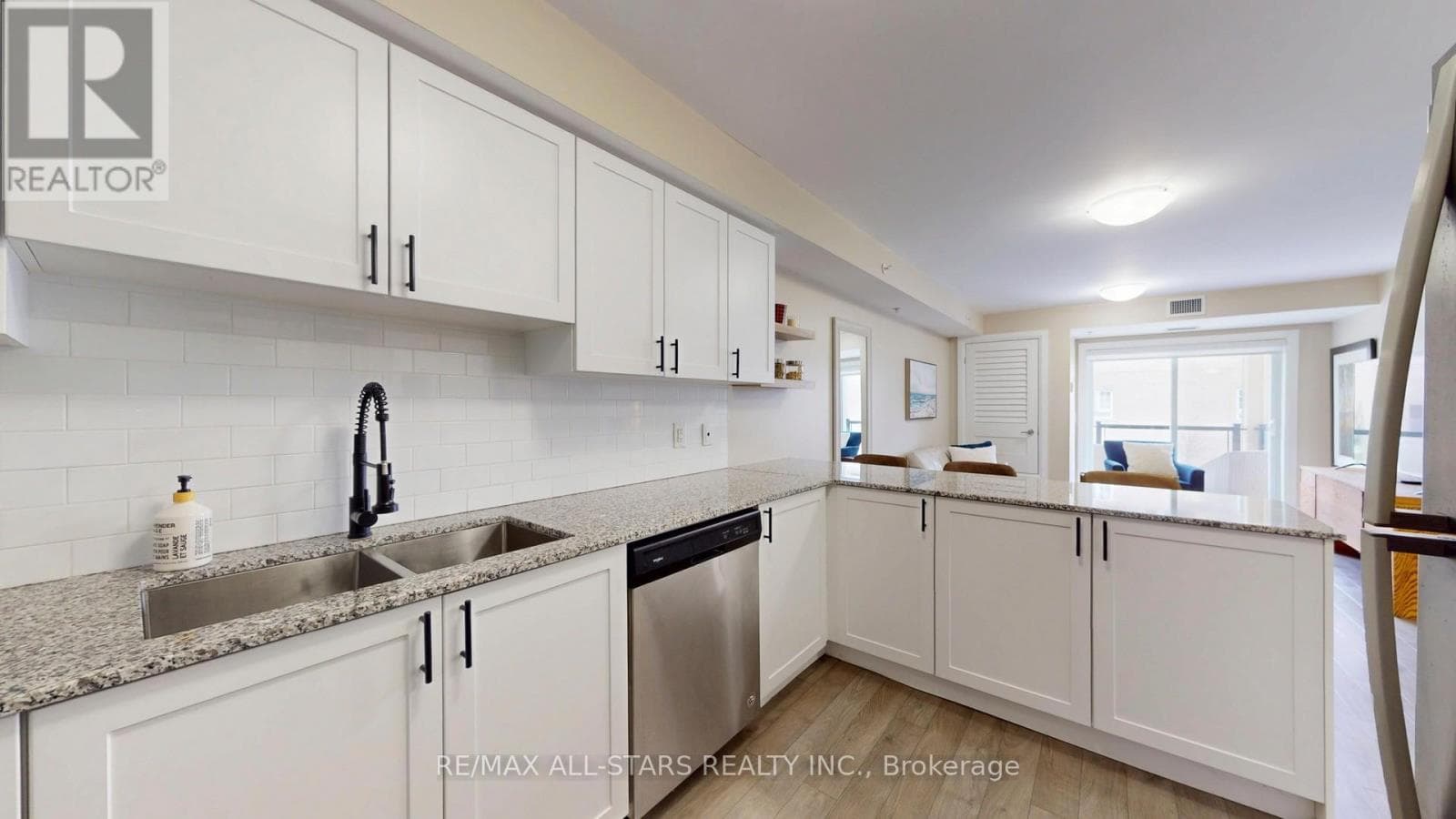 203 - 481 RUPERT AVENUE, Toronto