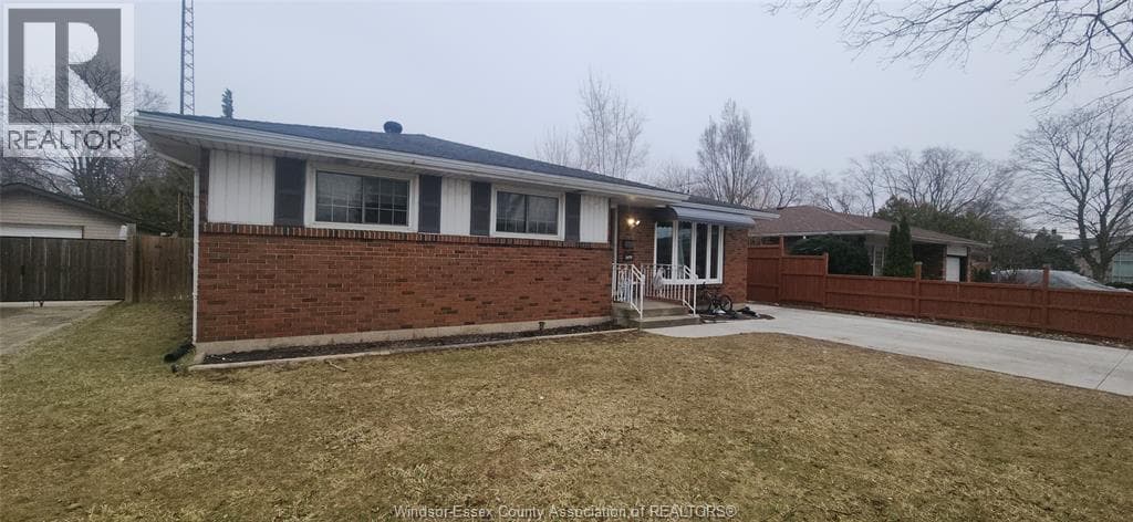 3970 LENNON COURT, Windsor — photo 3