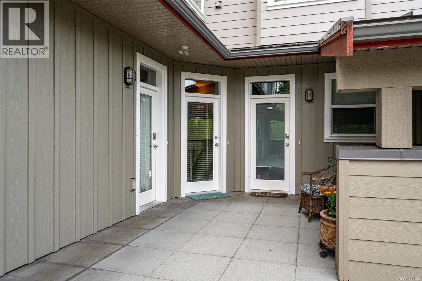 205 5170 Dunster Rd, Vancouver Island — photo 5