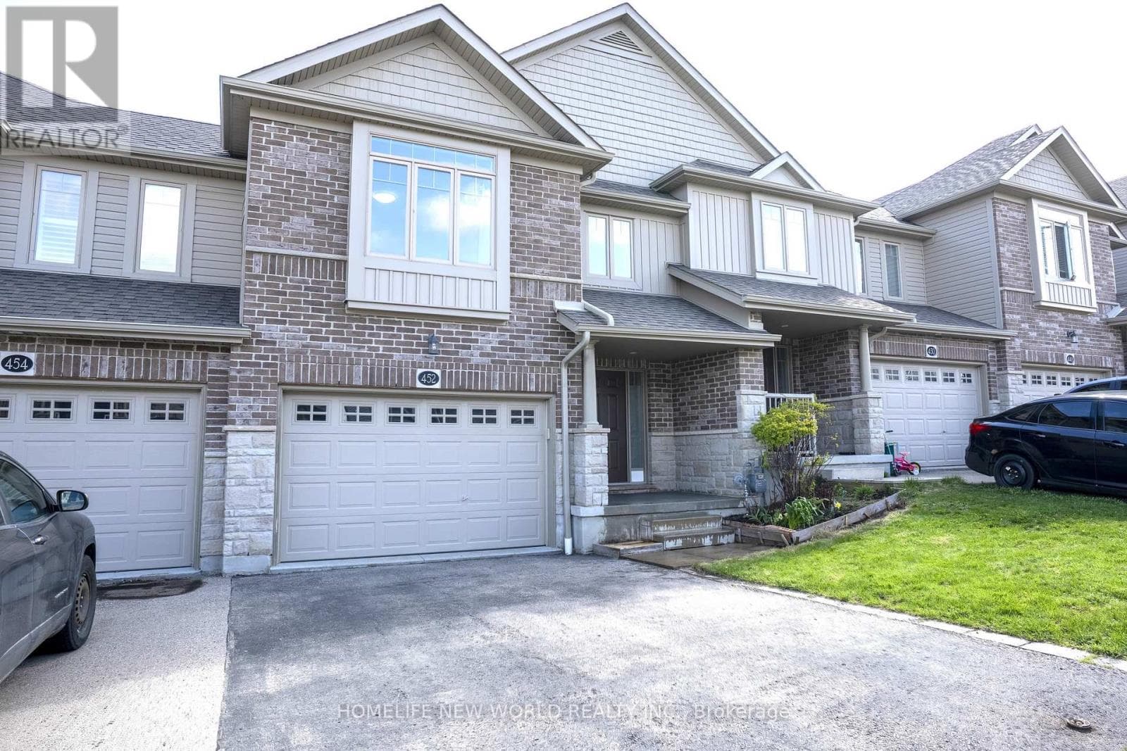 452 AVENS STREET, Toronto — photo 2