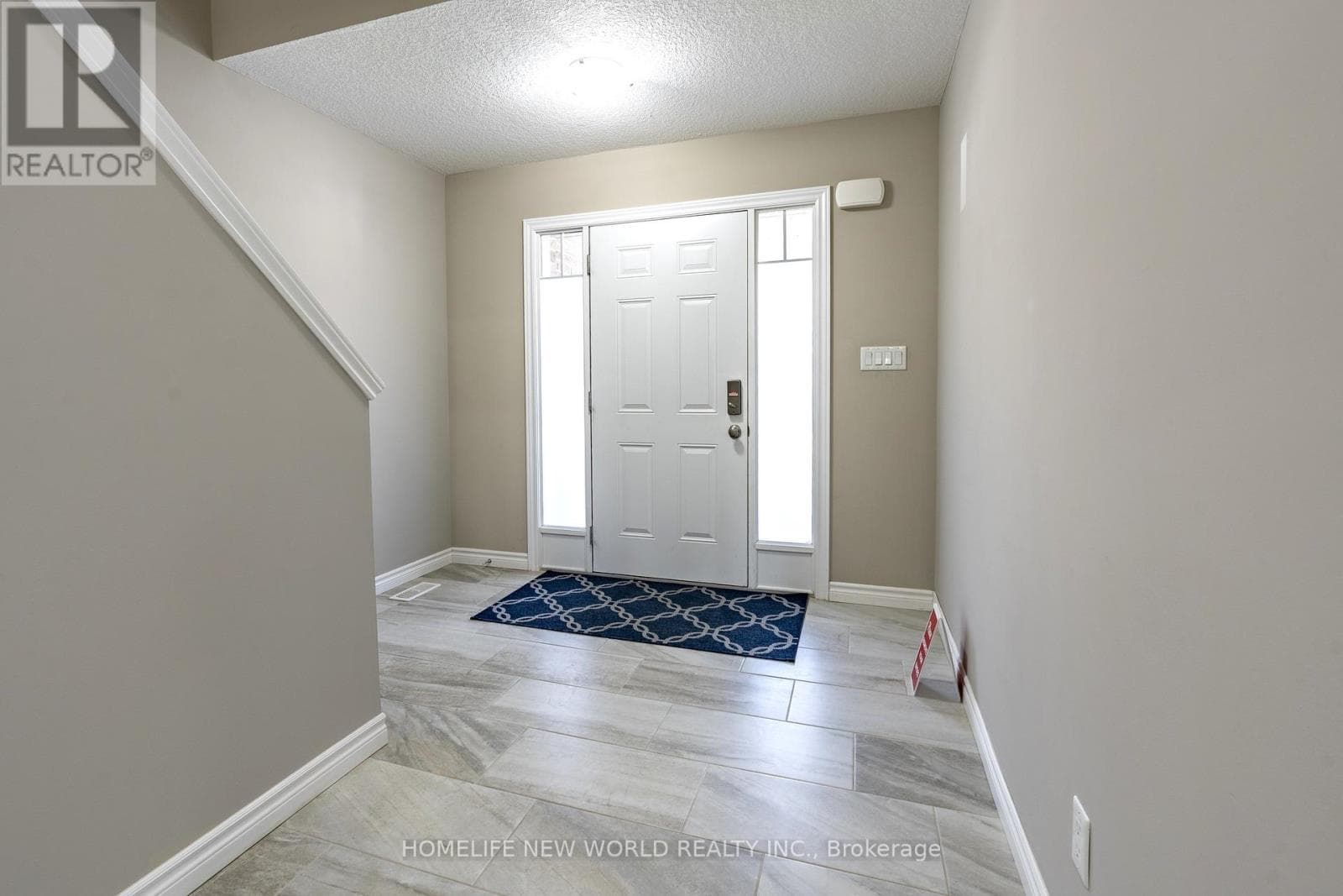 452 AVENS STREET, Toronto — photo 3