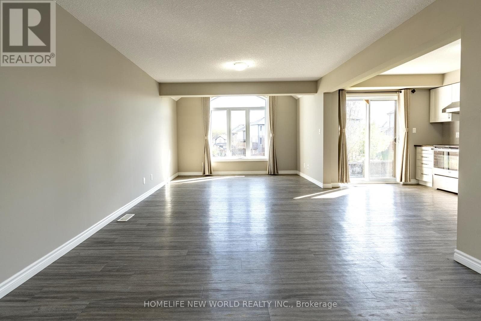 452 AVENS STREET, Toronto — photo 4