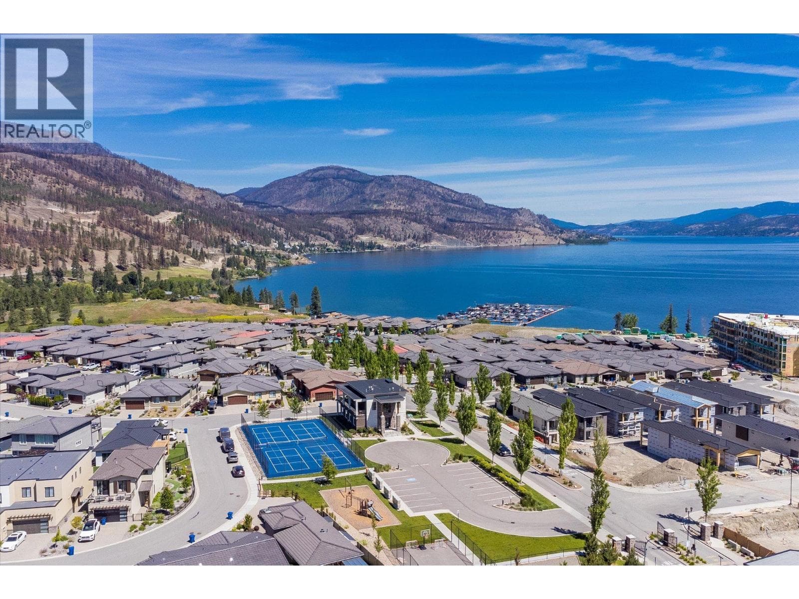 1846 Viewpoint Crescent, Interior REALTORS® — photo 3