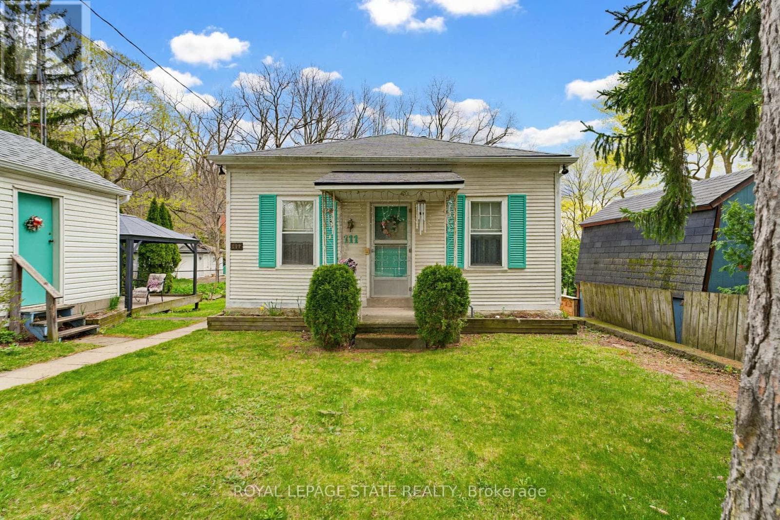 111 SYDENHAM STREET, Toronto — photo 2