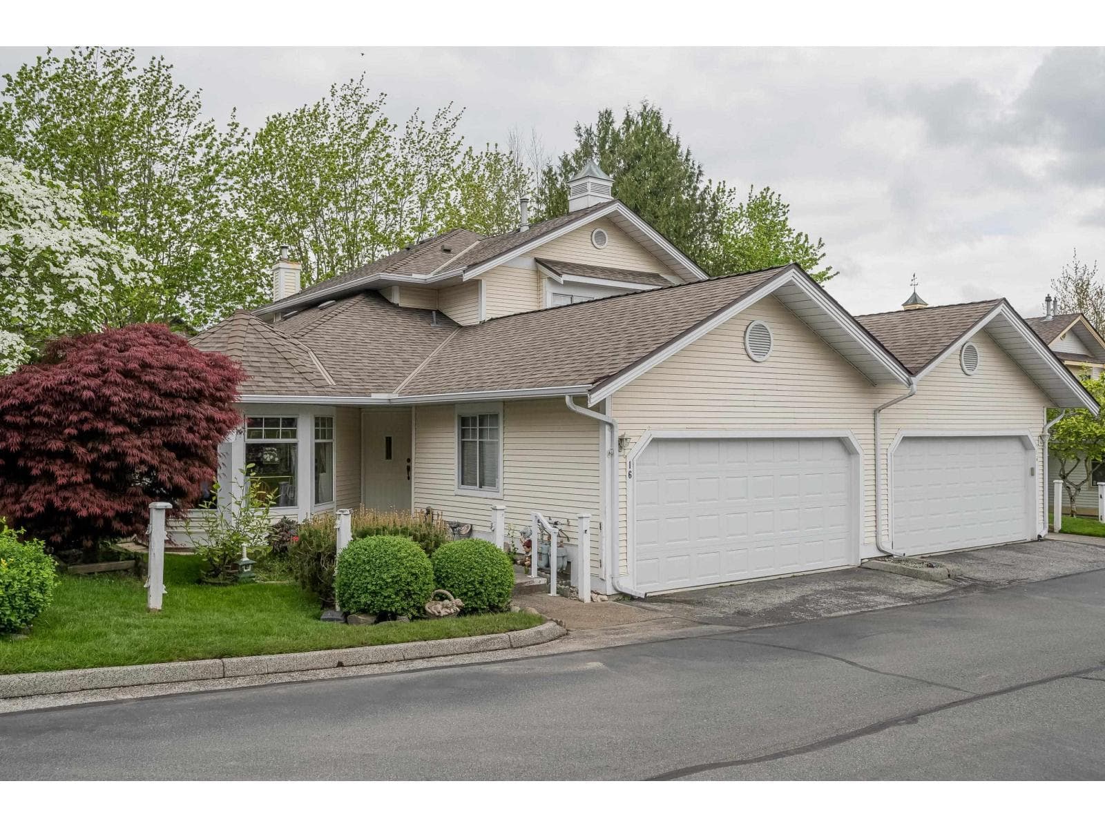 16 21138 88 AVENUE in Willoughby