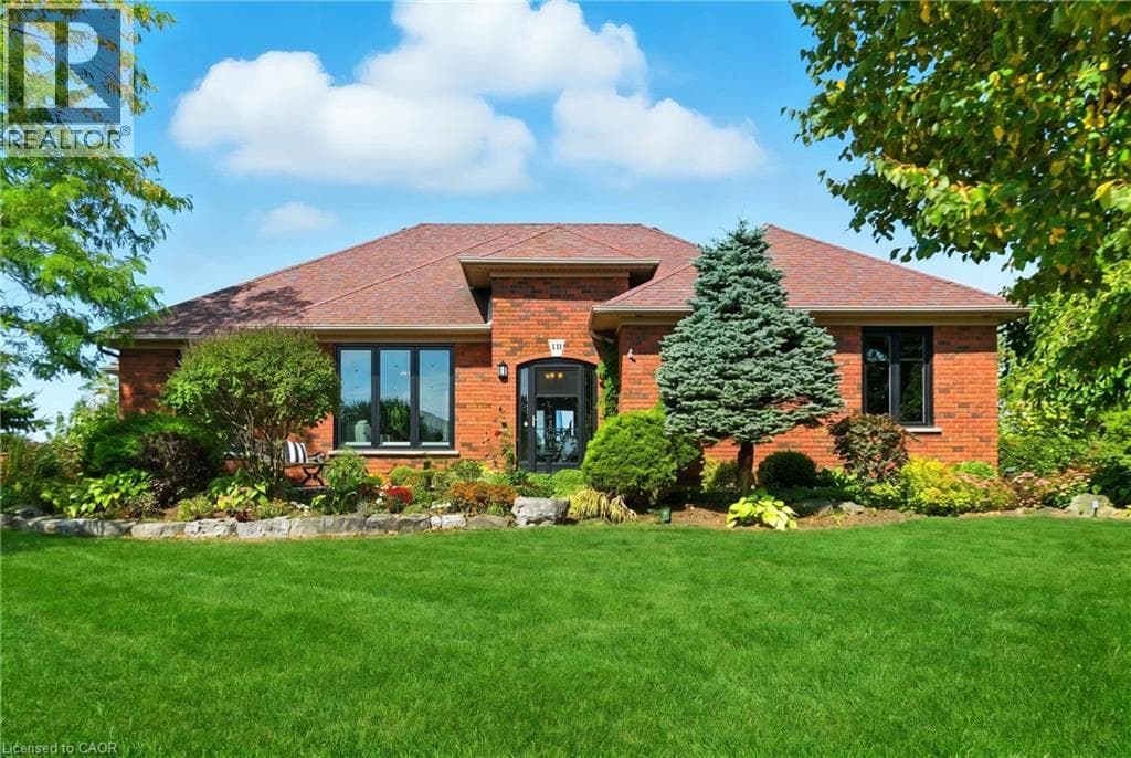10 FEATHERSTONE AVENUE in 