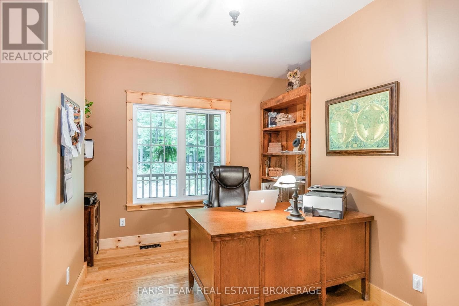 697 LAFONTAINE ROAD EAST, Toronto — photo 4
