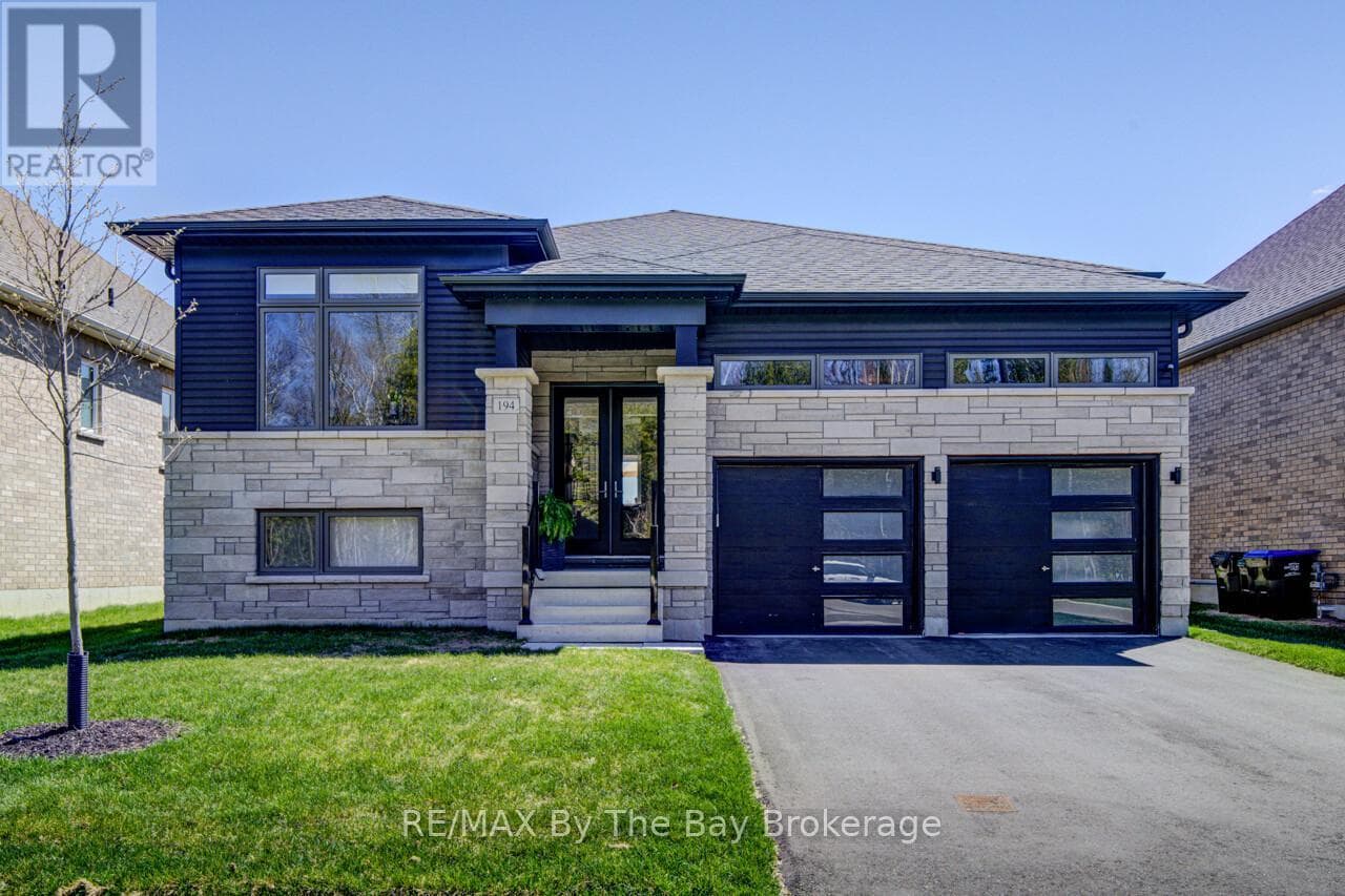 194 MAPLESIDE DRIVE in 