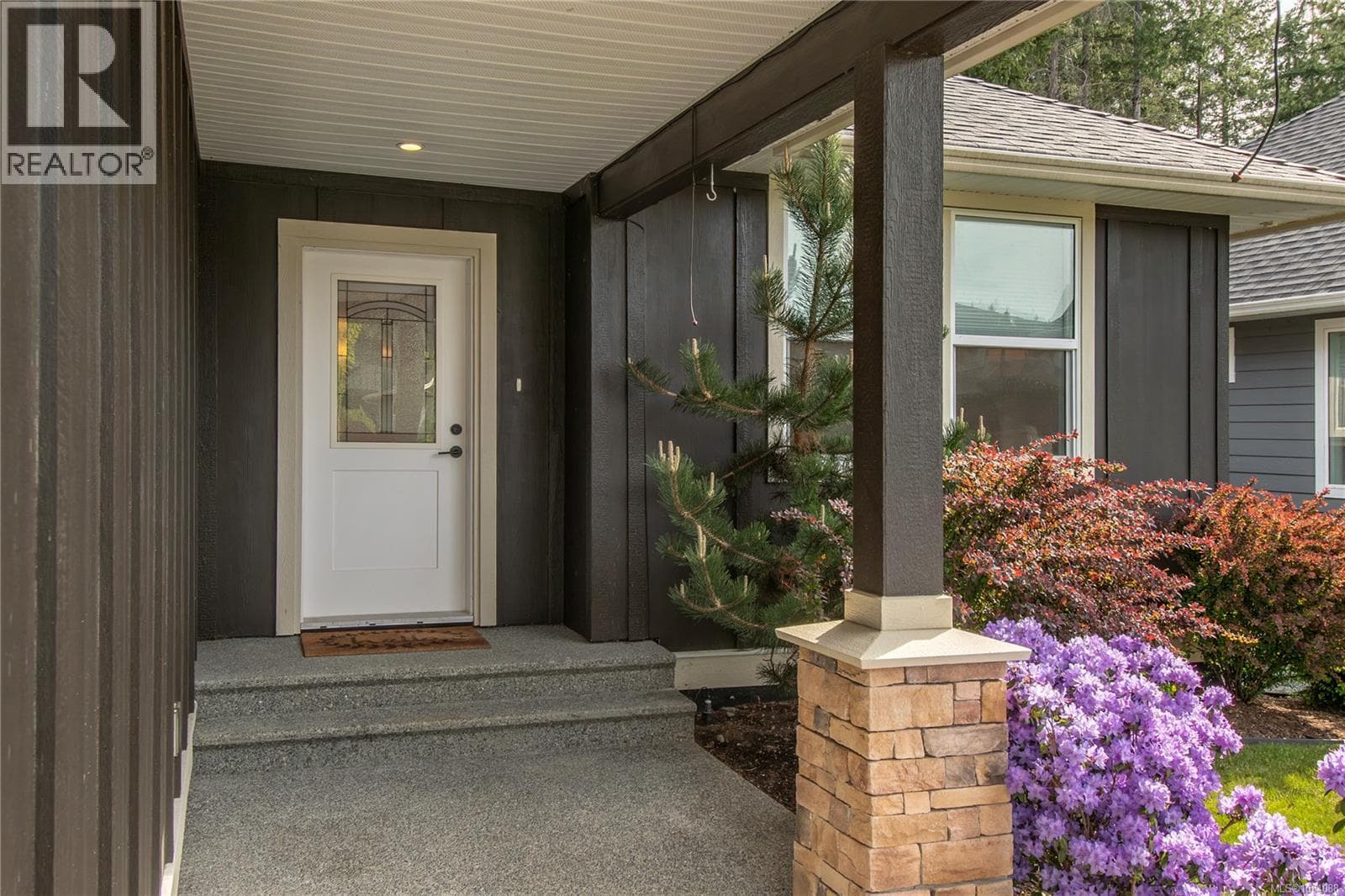 782 Salal St, Vancouver Island — photo 4