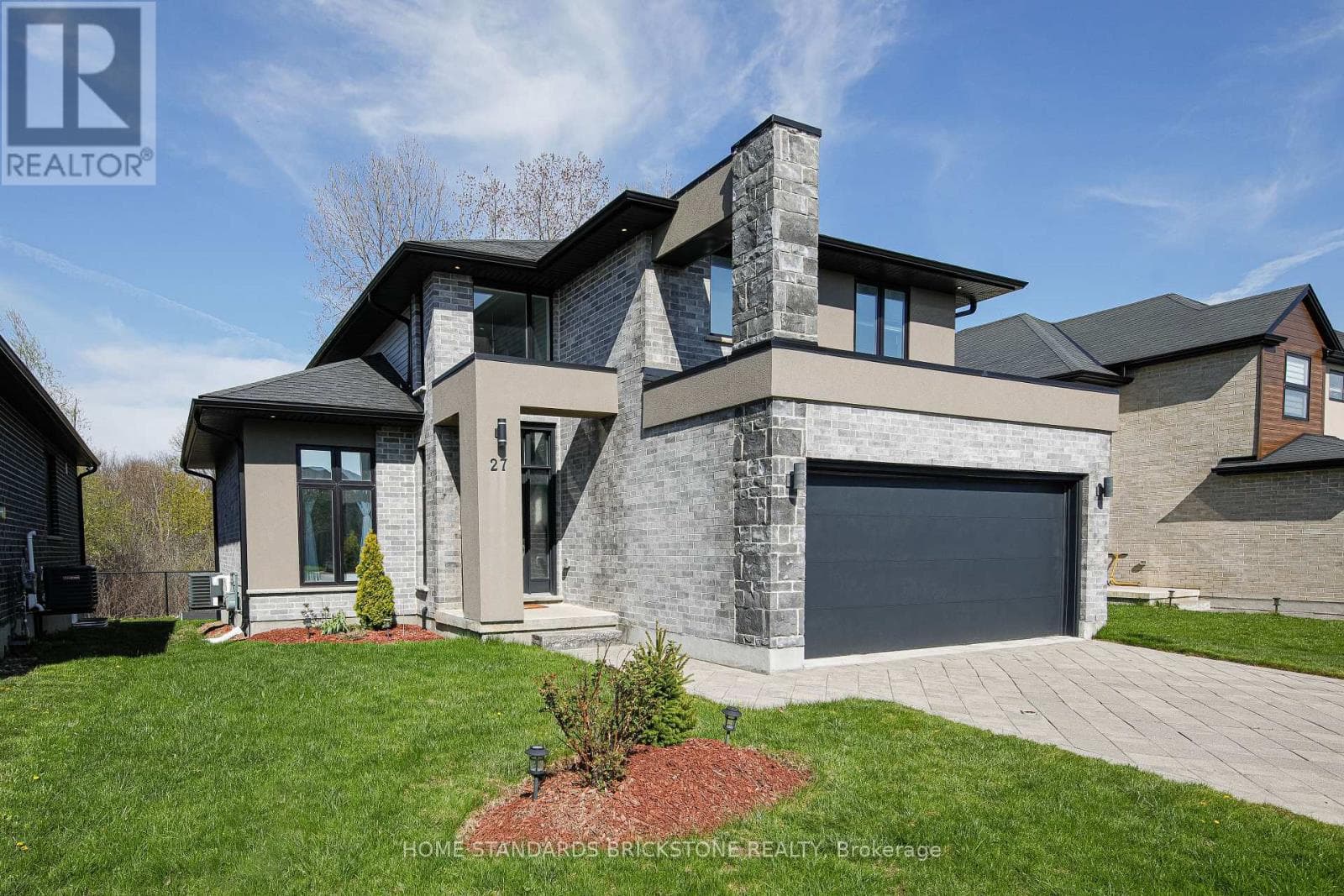 27 - 1450 NORTH WENIGE DRIVE E in Stoney Creek