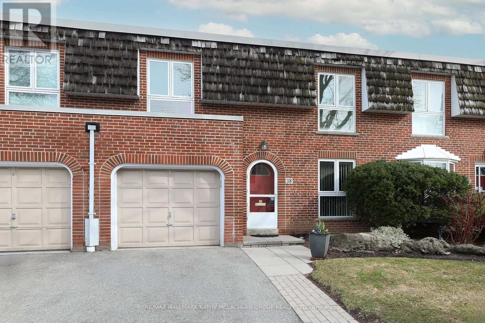 38 CRIMSON MILLWAY in St.Andrew-Windfields