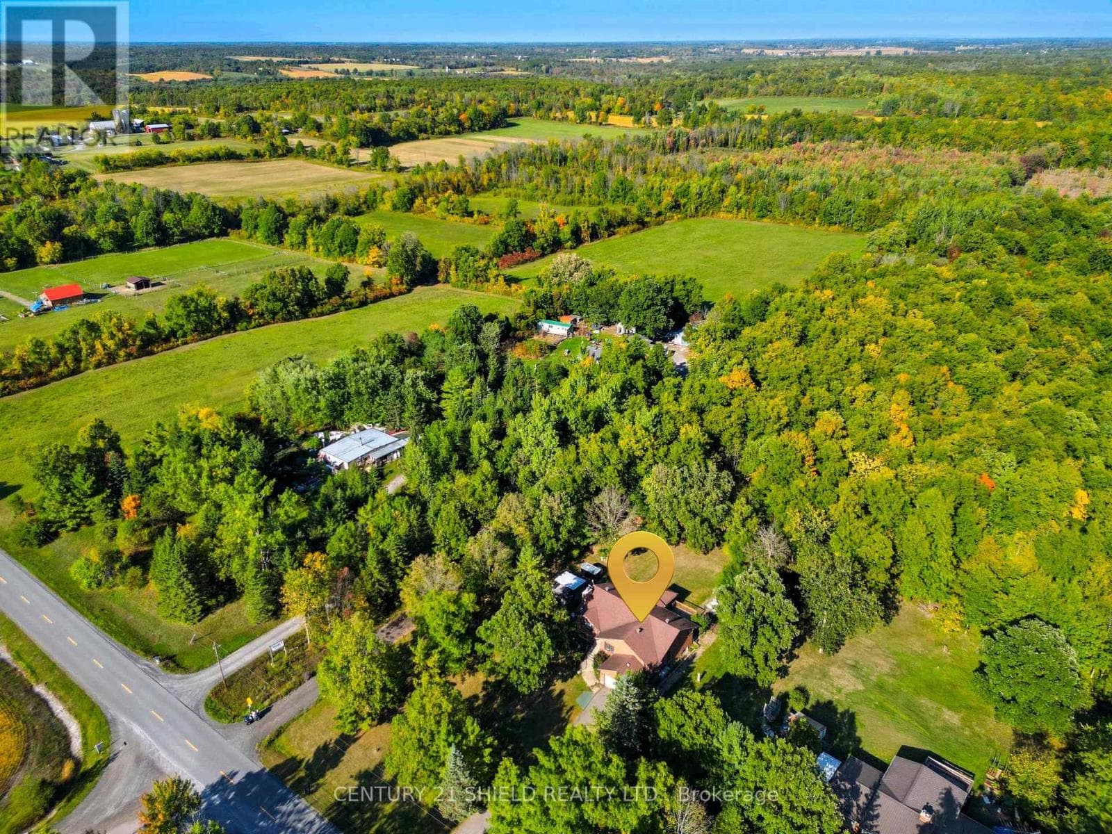 4555 GLEN ROY ROAD, Cornwall — photo 5