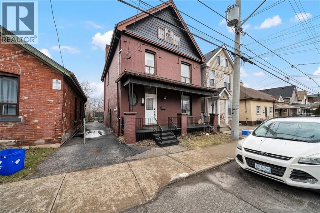 199 BAIE STREET NORTH in Central