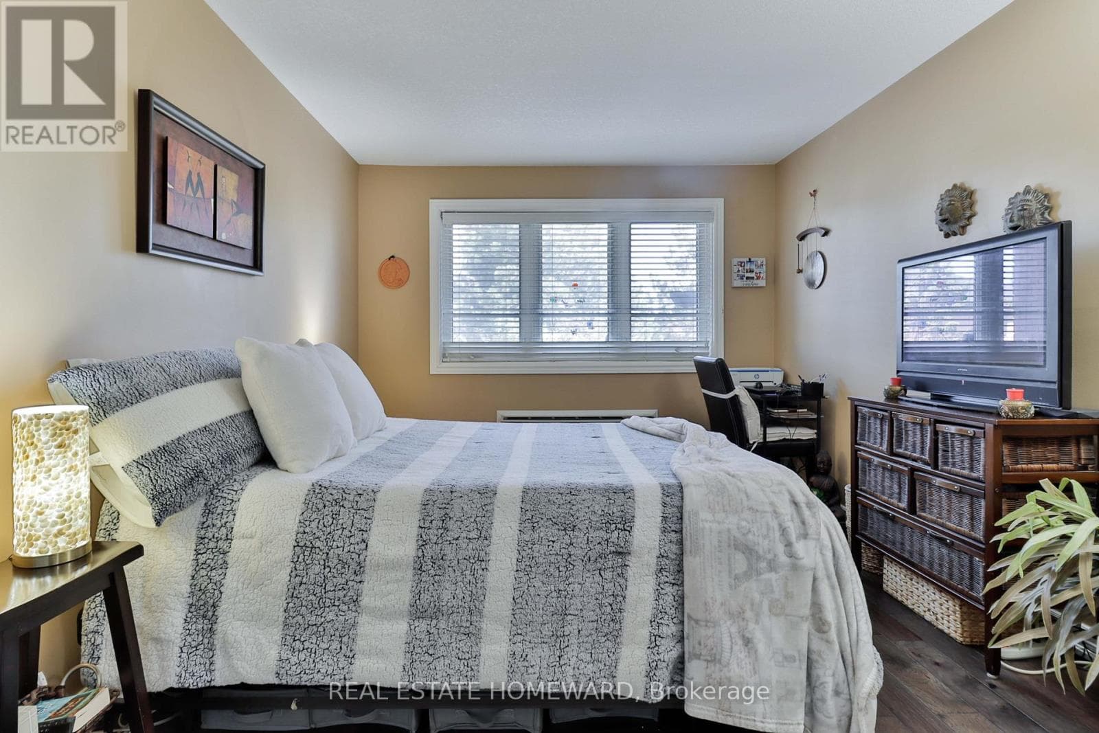 304 - 195 LAKE DRIVEWAY WEST, Toronto — photo 4