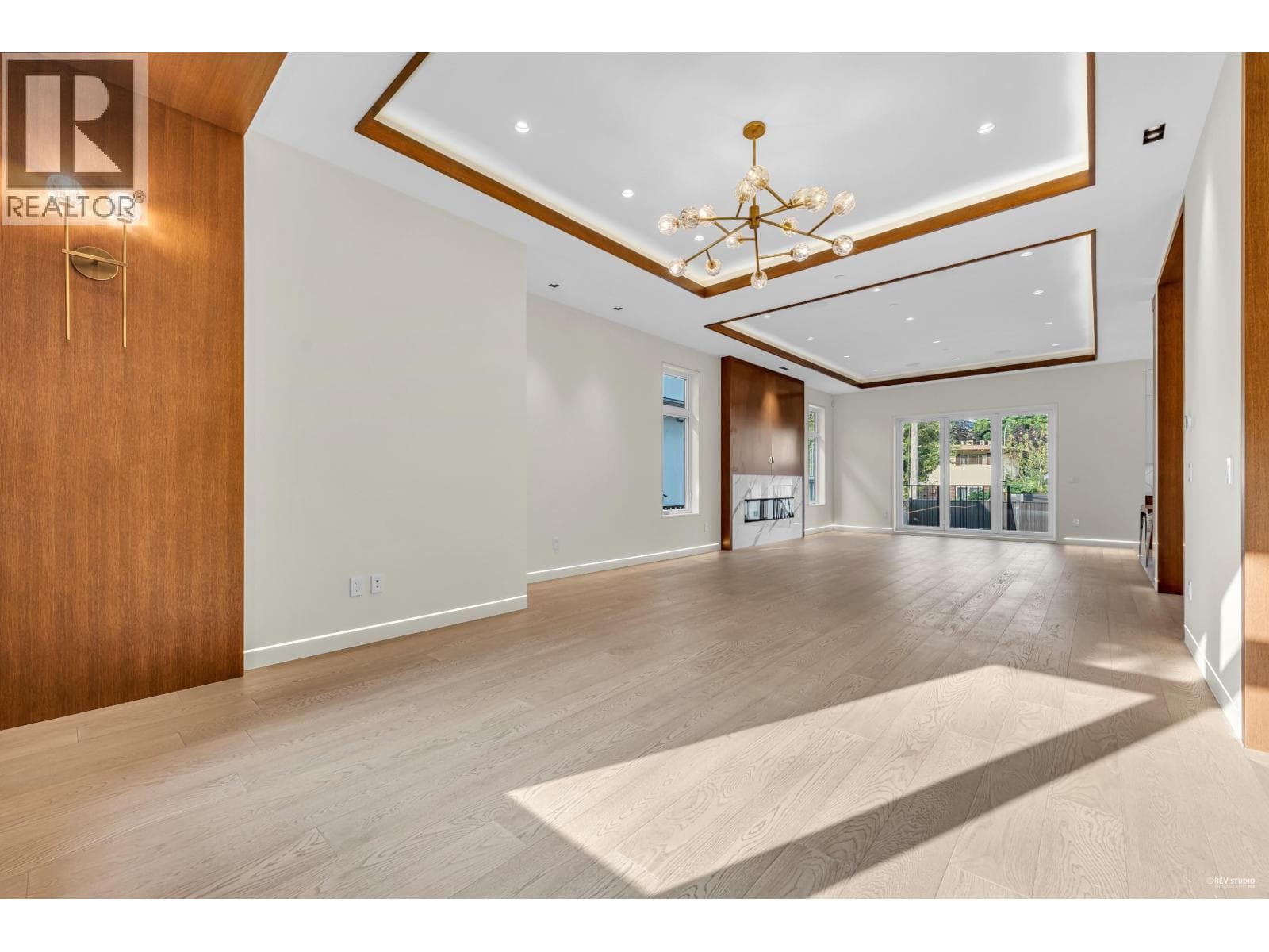 4465 WALLACE STREET, Greater Vancouver — photo 2