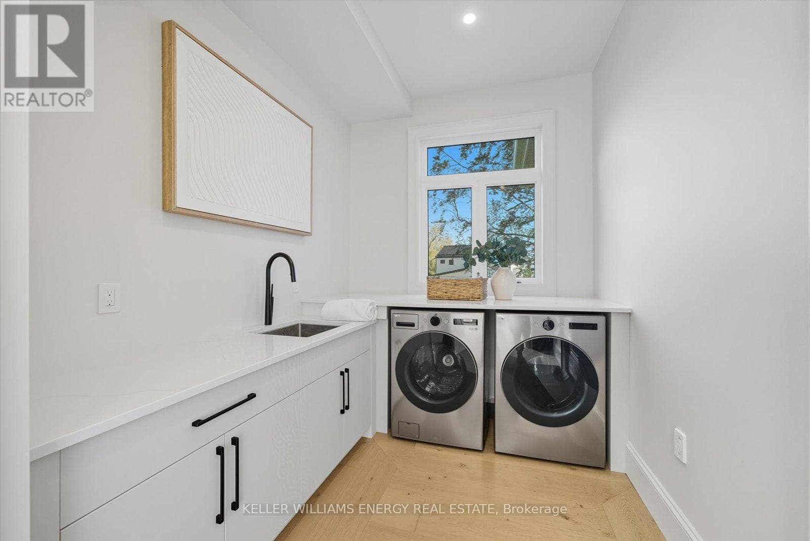 631 MILL STREET SOUTH, Central Lakes — photo 4