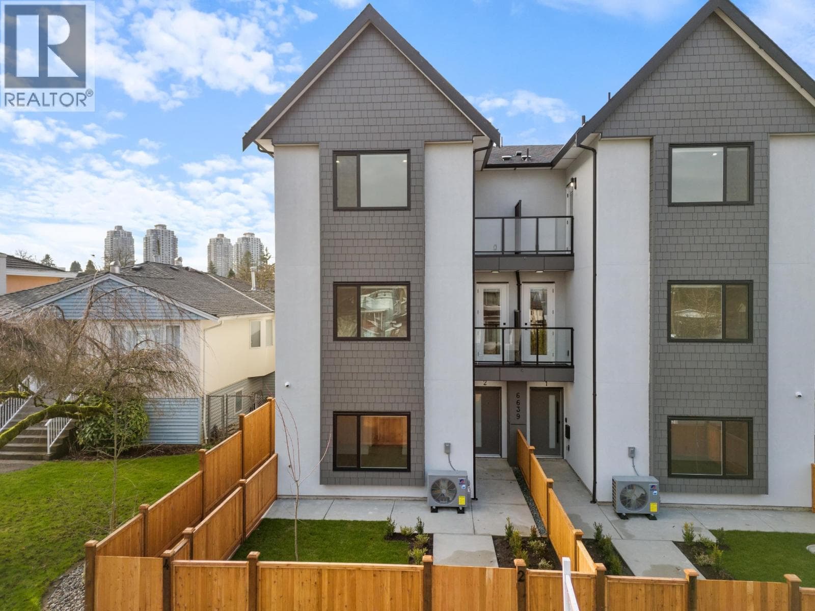 2 6639 ACACIA AVENUE in Richmond Park