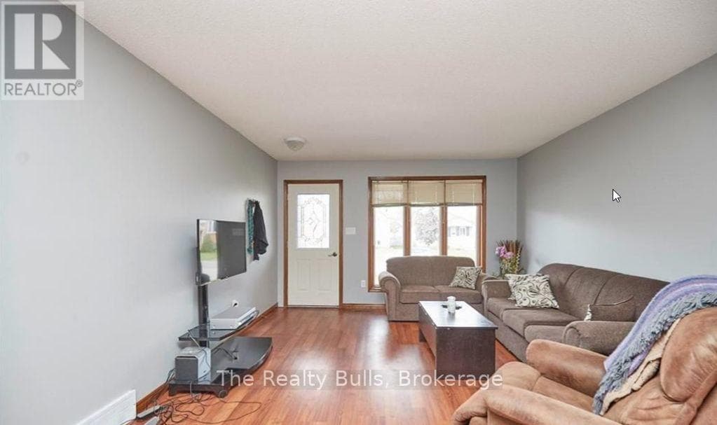 41 POPLAR CRESCENT, Toronto — photo 4