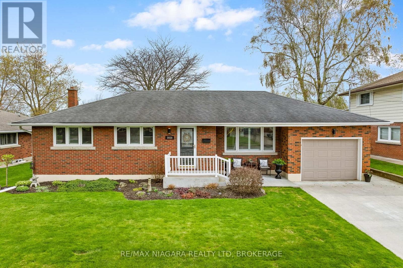 5938 STEVENS STREET, Niagara — photo 2