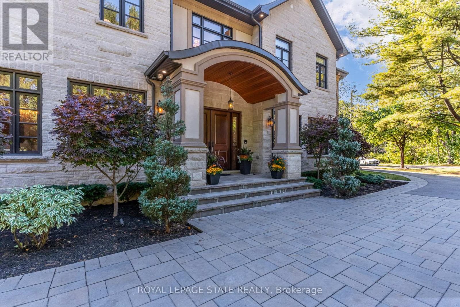 126 MCGREGOR CRESCENT, Toronto — photo 5