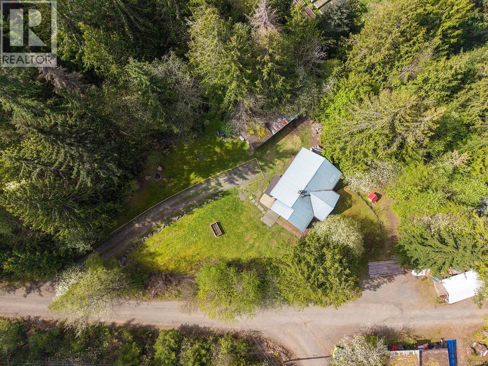 10 Horbury Rd, Vancouver Island — photo 4