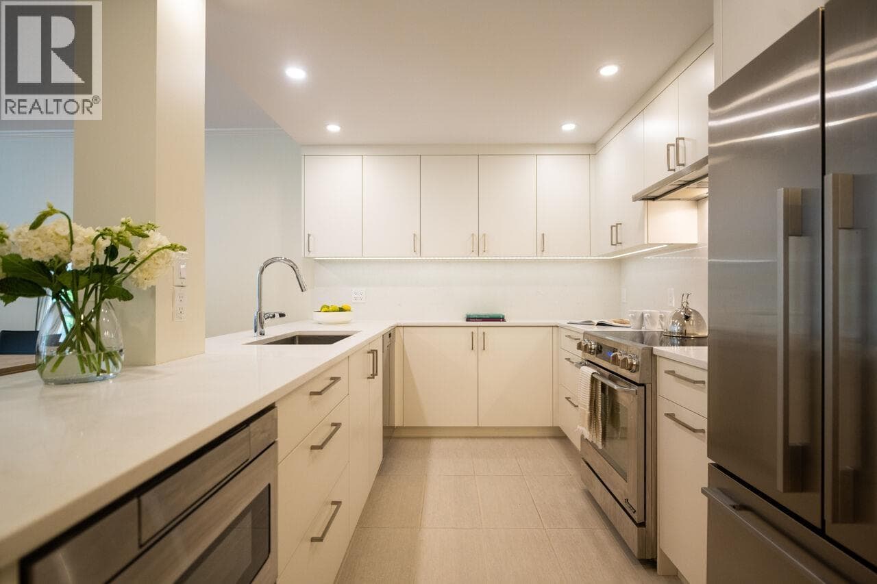 311 4900 CARTIER STREET, Greater Vancouver — photo 5